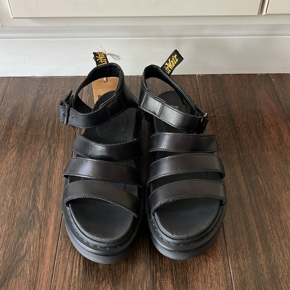 NWT DR MARTENS Blaire Sandals! - Picture 5 of 10